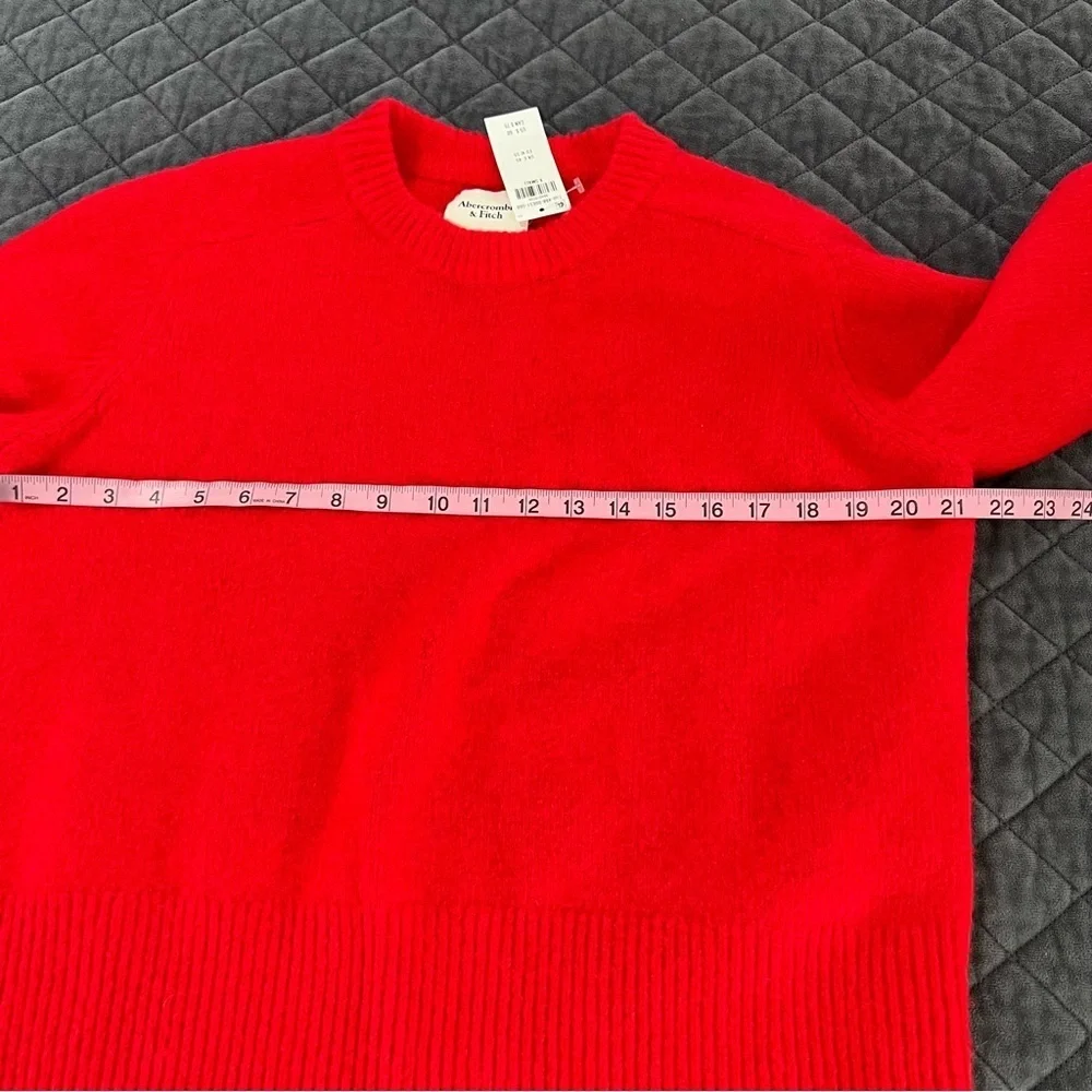 Abercrombie & Fitch The A&F Madeline Crew Sweater Women's XS Red Oversized